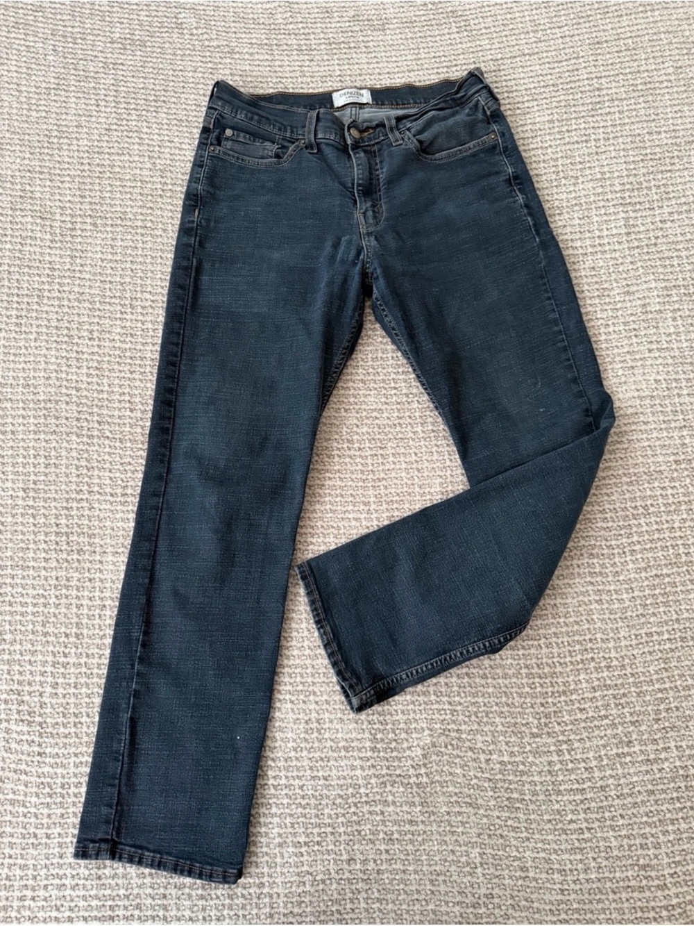 Denizen from Levi's Men's Black Straight-Leg Jeans